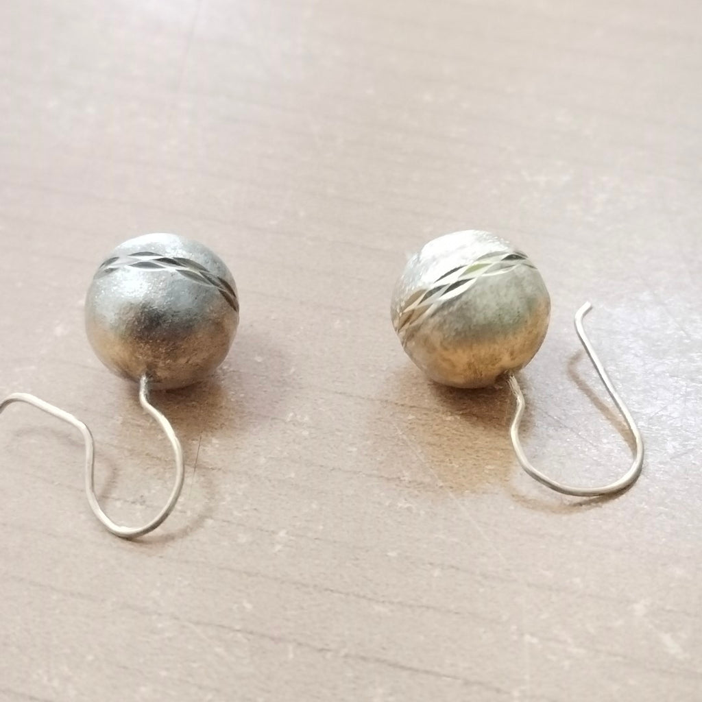 ARETES PAR ORO 8 K 3.6 GRMS (SEMINUEVO)