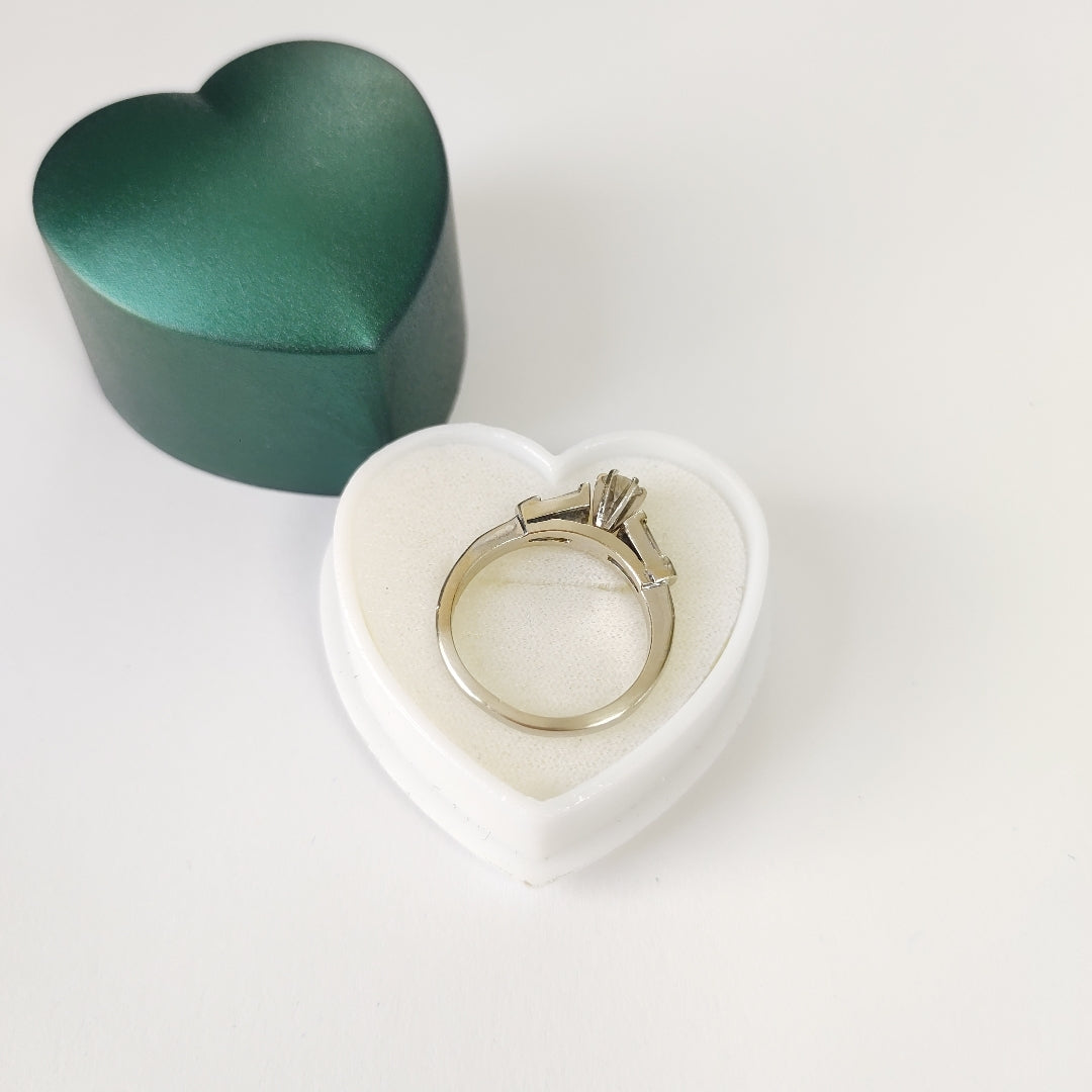 SOLITARIO ORO 14 K 3.9 GRMS (SEMINUEVO)