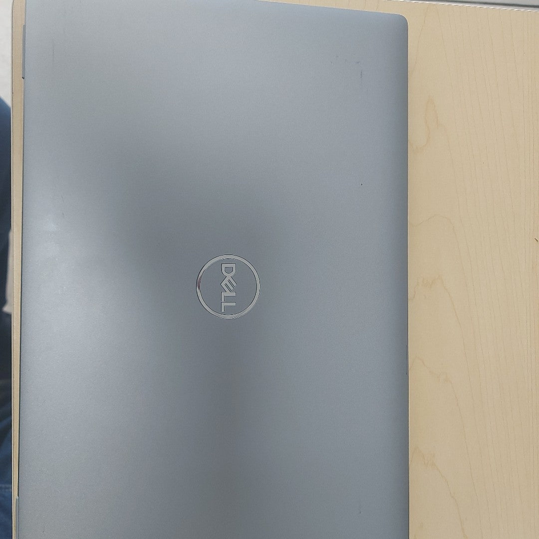 LAPTOP DELL LATITUDE 5440 (2023) 256 GB SSD 16 GB RAM (SEMINUEVO)