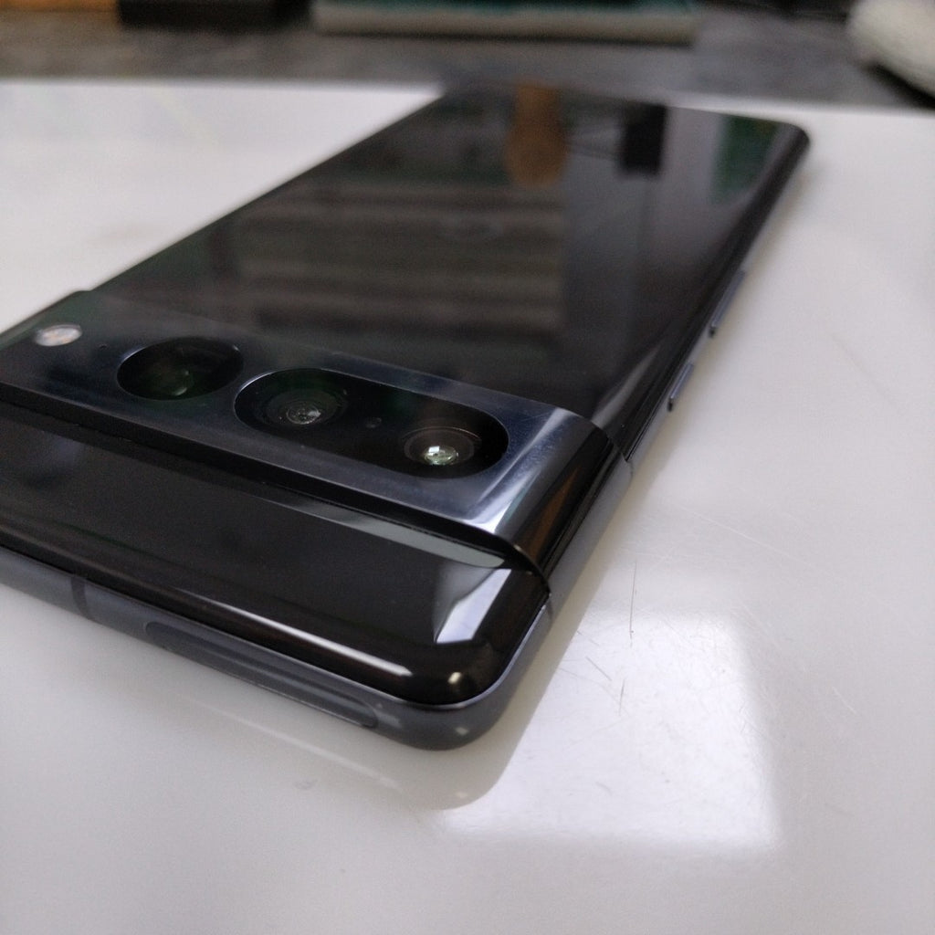 CELULAR GOOGLE PIXEL 7 PRO (2022) 512 GB 12 GB RAM (SEMINUEVO)