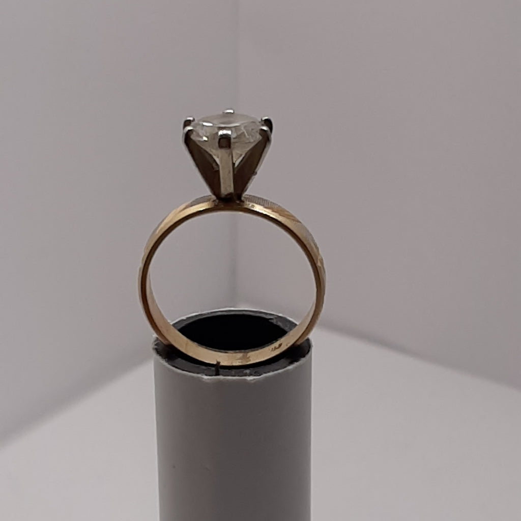 SOLITARIO ORO 10 K 4,20 GRMS (SEMINUEVO)