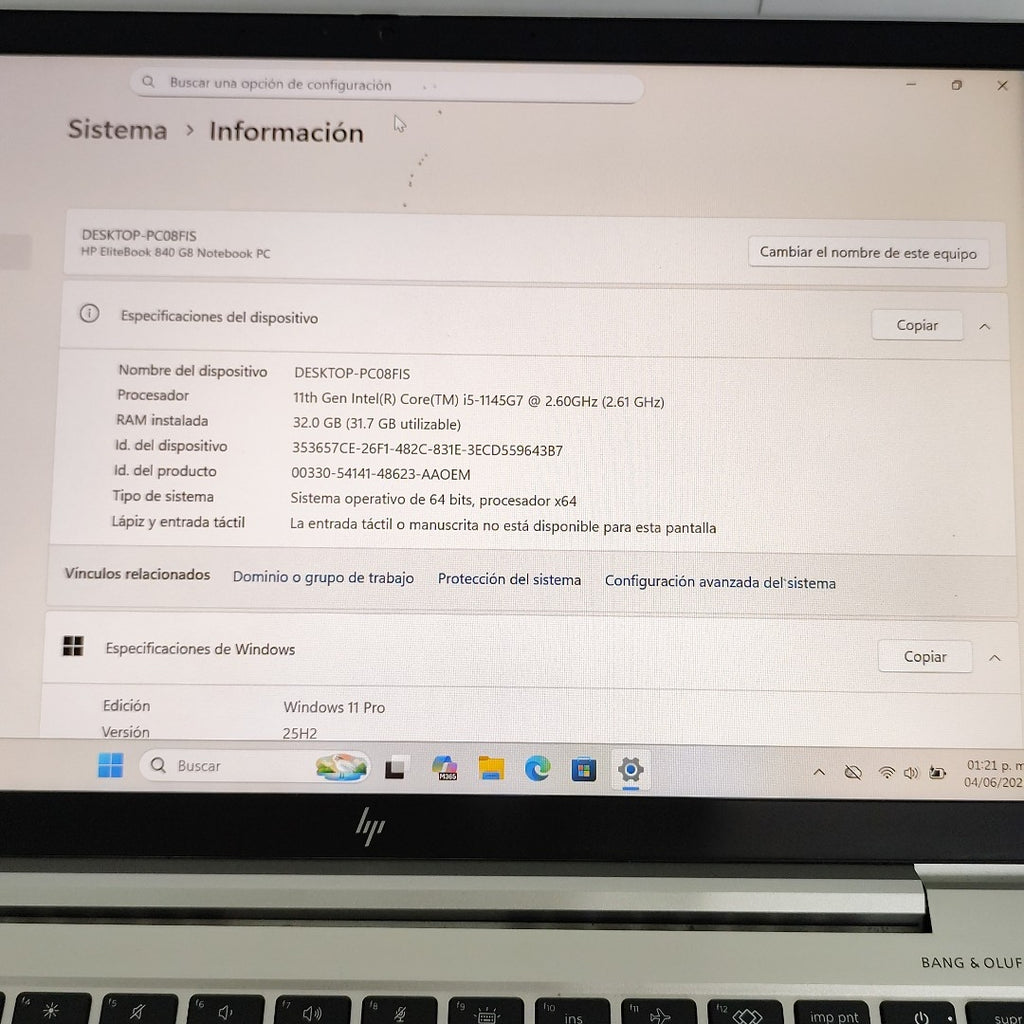 LAPTOP HP ELITEBOOK 840 G8 (2023) 256 GB SSD 16 GB RAM (SEMINUEVO)