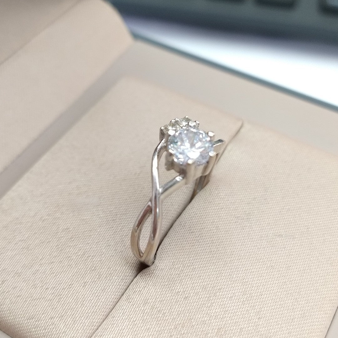 ANILLITO ORO BLANCO 14 K 3.1 GRMS (SEMINUEVO)