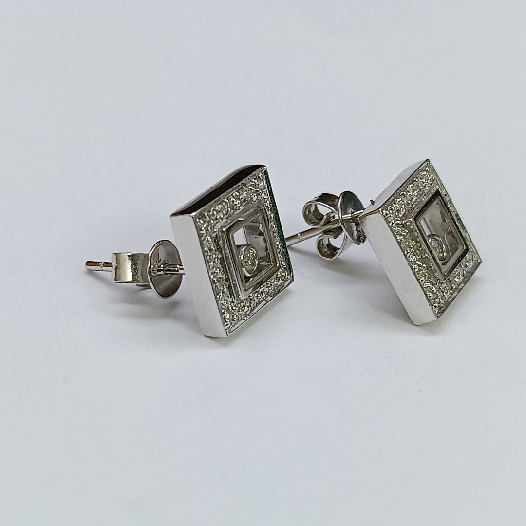 BROQUELES PAR ORO BLANCO 18 K 4.7 GRMS (SEMINUEVO)