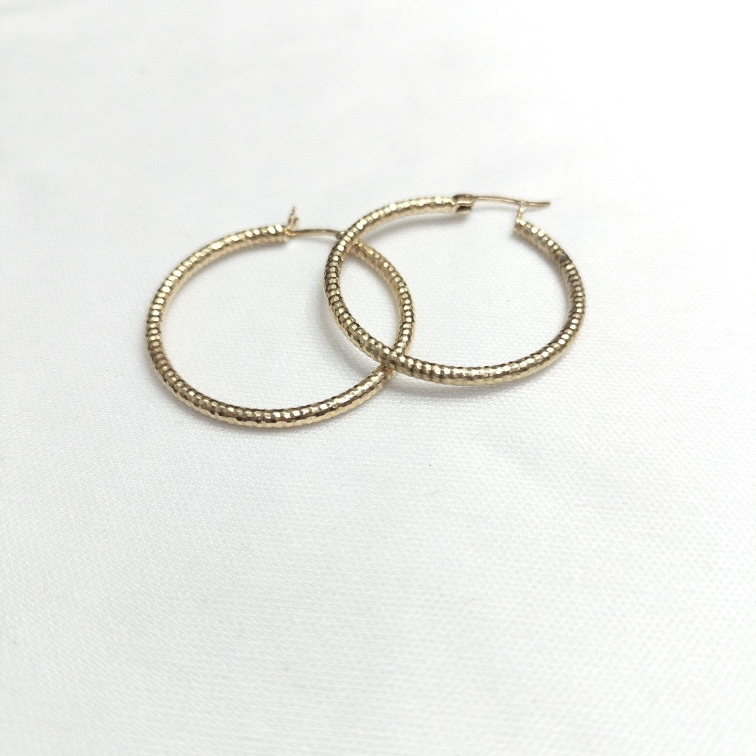 ARRACADAS PAR ORO 14 K 3.2 GRMS (SEMINUEVO)