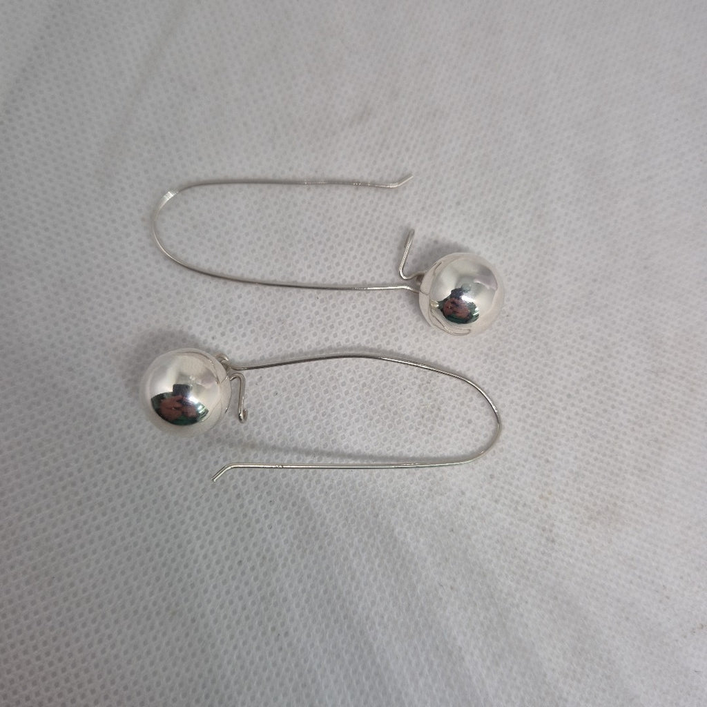 ARETES PAR PLATA 4.7 GRMS (SEMINUEVO)