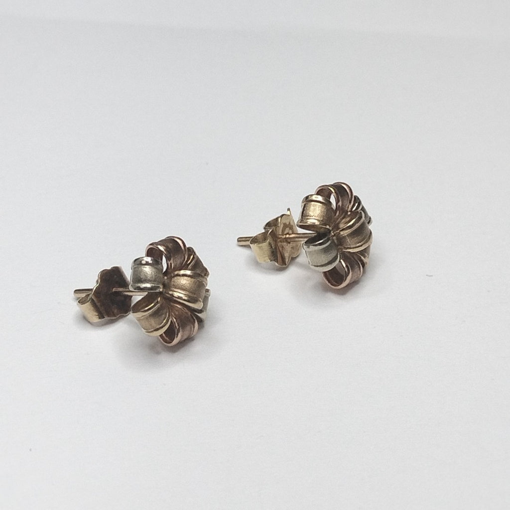 ARETES PAR ORO 10 K 1.8 GRMS (SEMINUEVO)