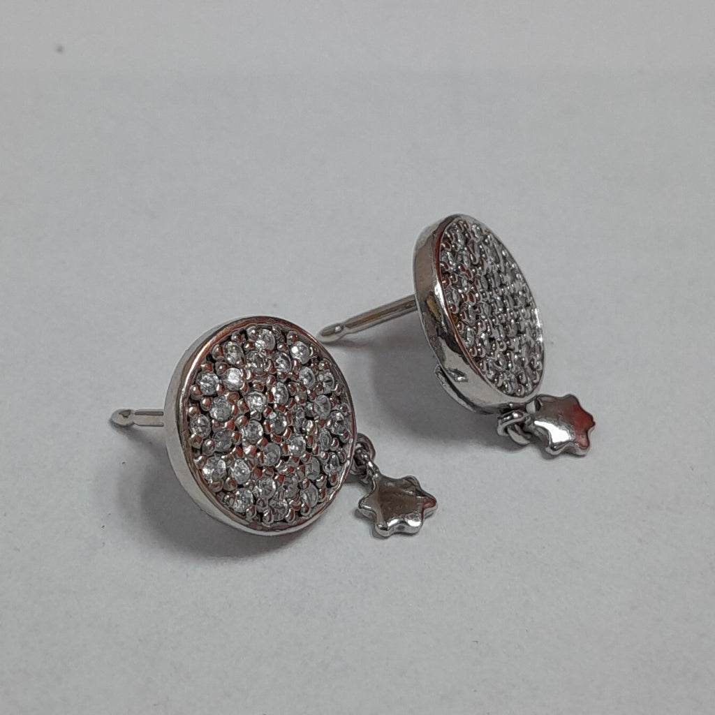 BROQUELES PAR ORO BLANCO 14 K 4.9 GRMS (SEMINUEVO)