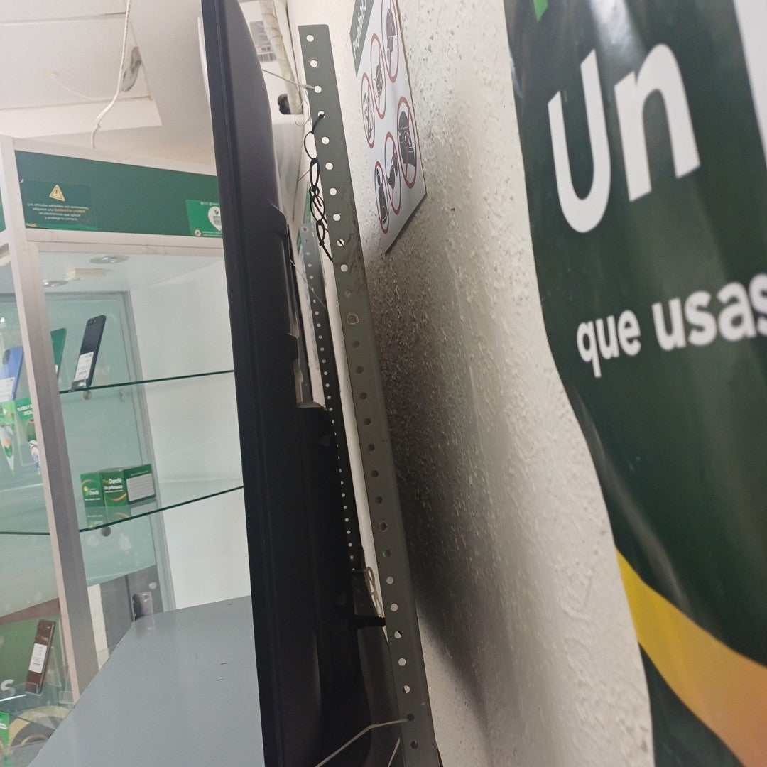PANTALLA HYUNDAI HYLED5519N4KM 55" LED 4K (SEMINUEVO)