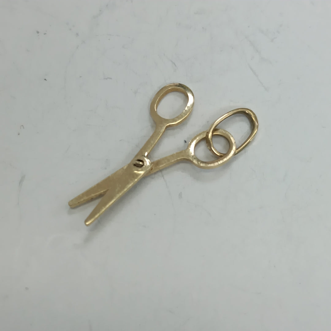 DIJE ORO 14 K 0,60 GRMS (SEMINUEVO)
