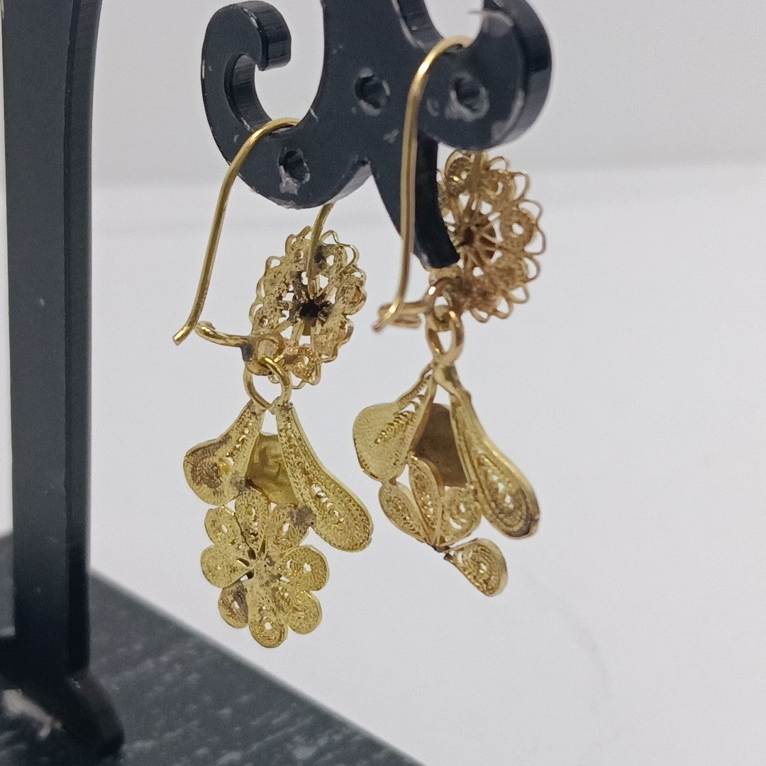 ARETES PAR ORO 8 K 1.9 GRMS (SEMINUEVO)