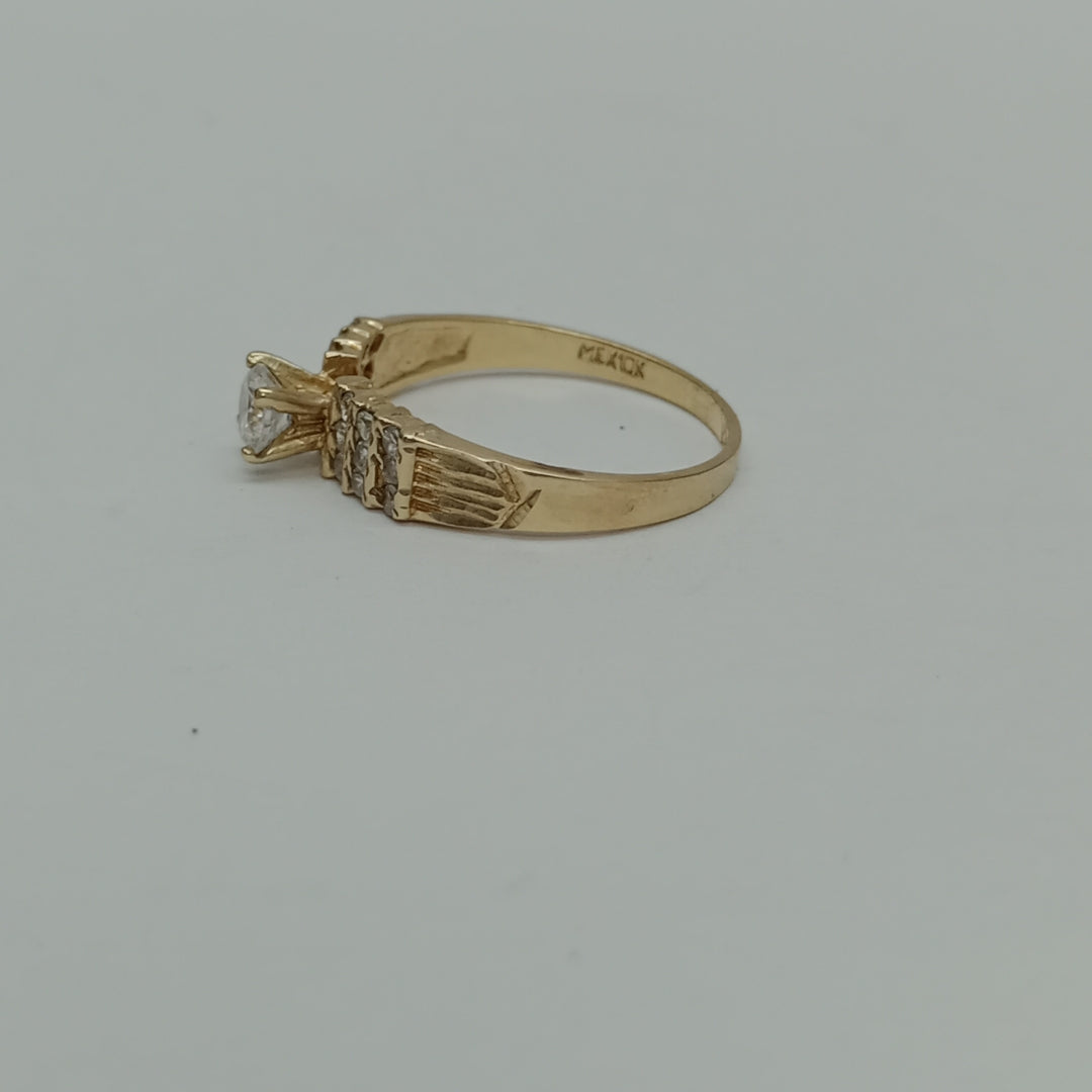 ANILLITO ORO 10 K 2.4 GRMS (SEMINUEVO)