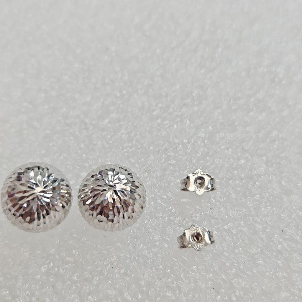 ARETES PAR ORO BLANCO 14 K 2.4 GRMS (SEMINUEVO)