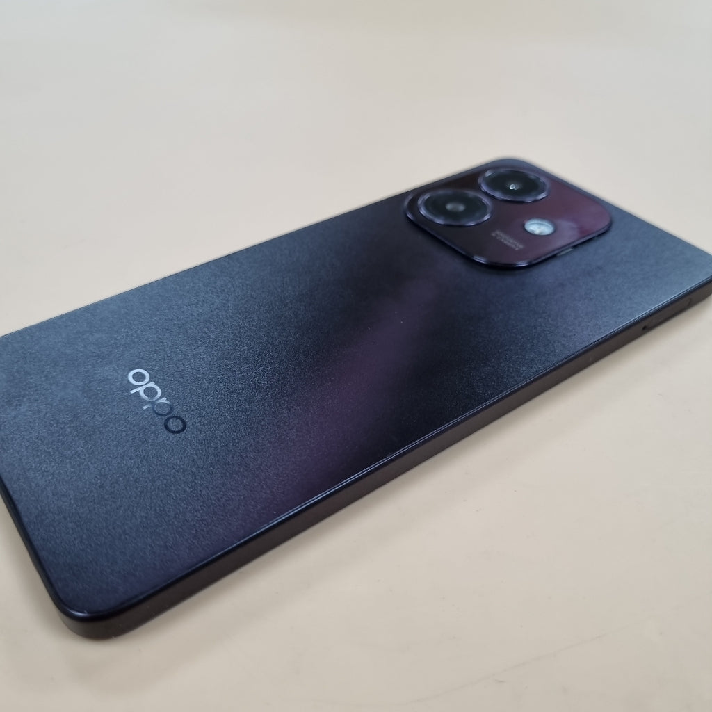 CELULAR OPPO A40 CPH2669 (2024) 256 GB 4 GB RAM