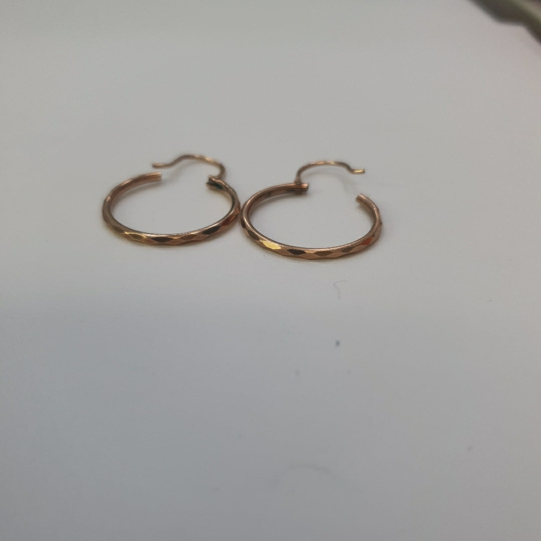 ARRACADAS PAR ORO 8 K 1.5 GRMS (SEMINUEVO)