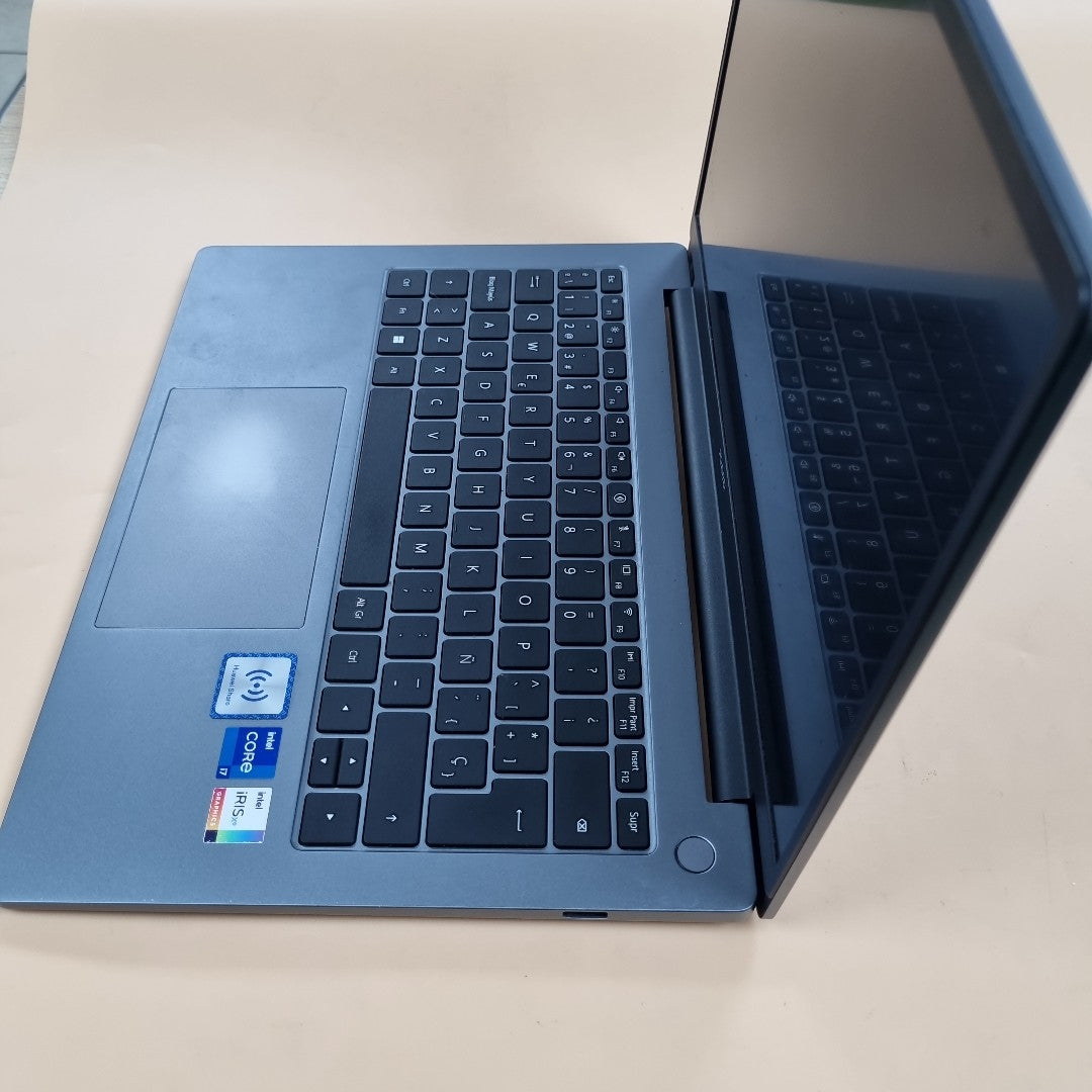 LAPTOP HUAWEI MATEBOOK D14 MDG-X (2023) 1 TB SSD 16 GB RAM (SEMINUEVO)