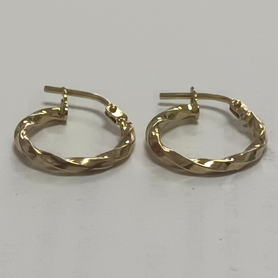 ARRACADAS PAR ORO 10 K 0.6 GRMS (SEMINUEVO)