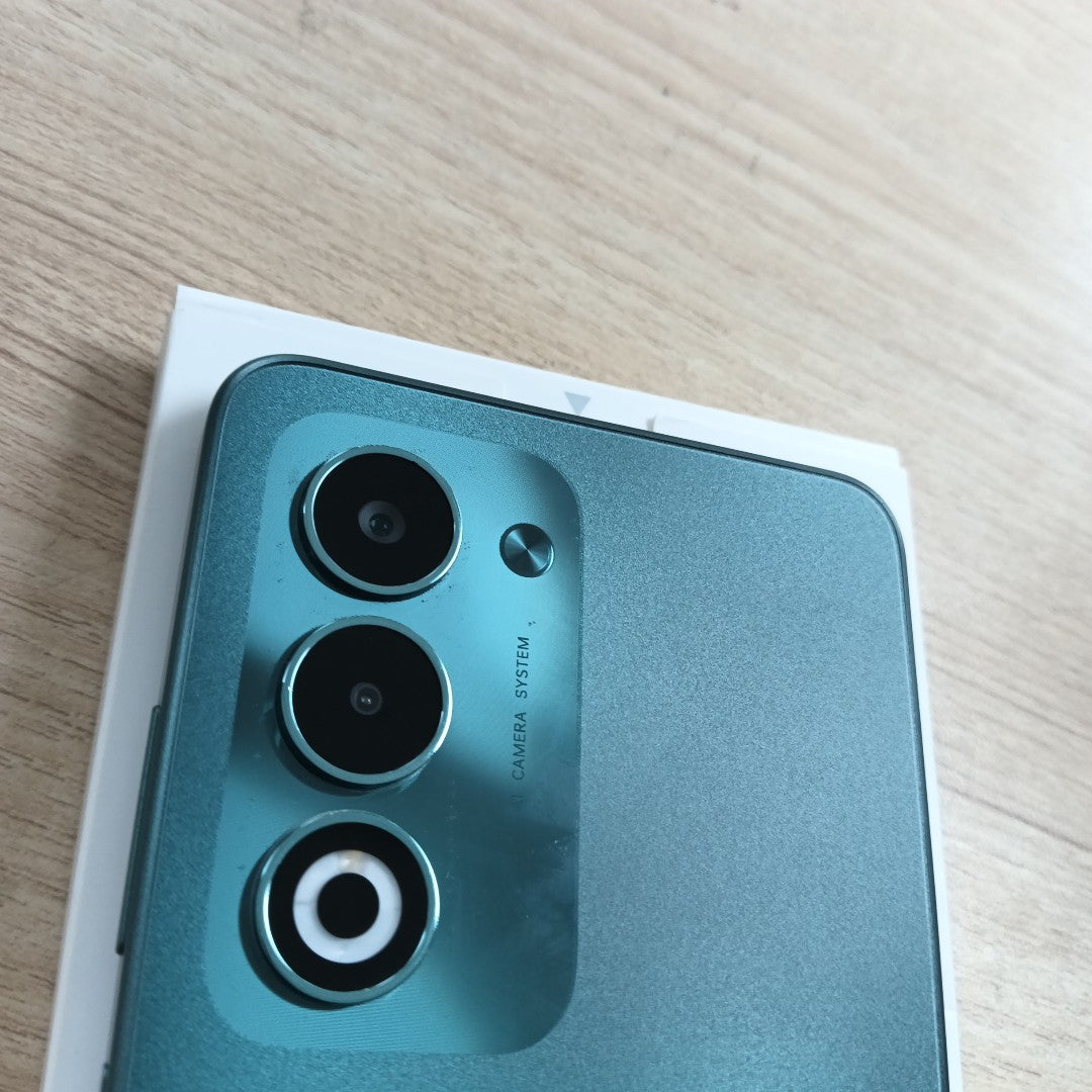 CELULAR OPPO A5 CPH2727 (2025) 256 GB 4 GB RAM (SEMINUEVO)