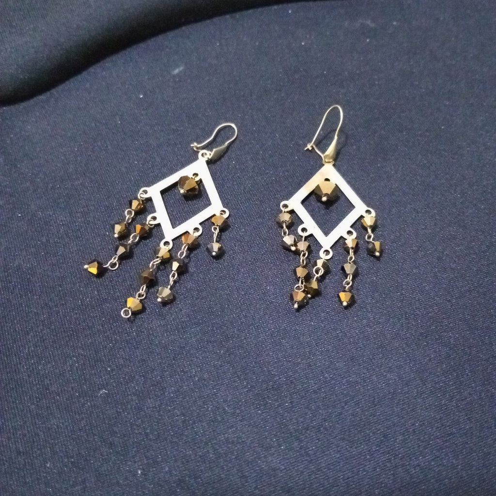 ARETES PAR ORO 10 K 4.4 GRMS (SEMINUEVO)