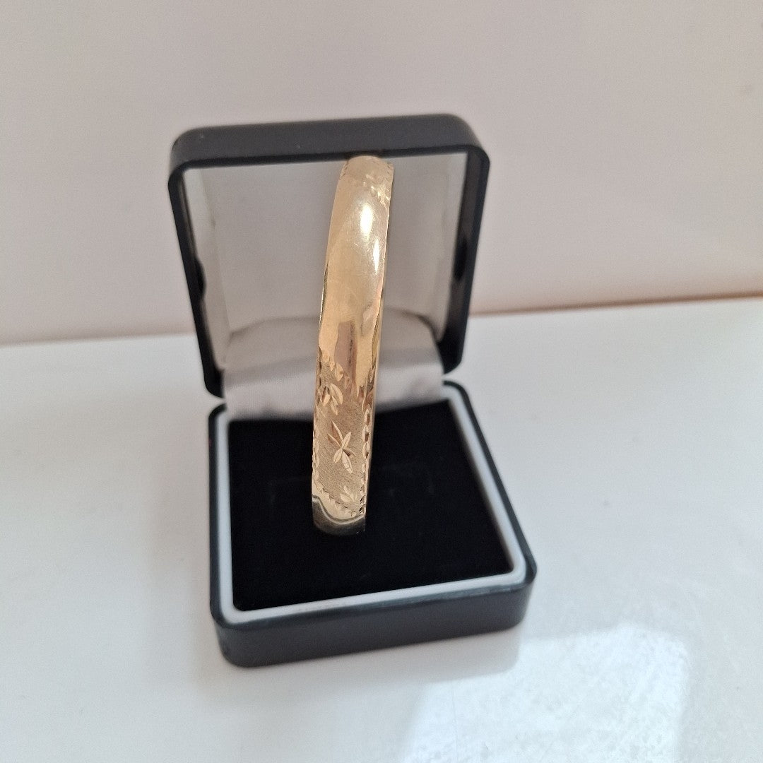 PULSERA RIGIDA ORO 10 K 6.2 GRMS (SEMINUEVO)