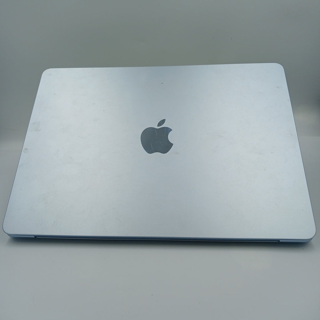 LAPTOP APPLE MACBOOK AIR 13" A3240 (2025) 512 GB SSD 16 GB RAM (SEMINUEVO)