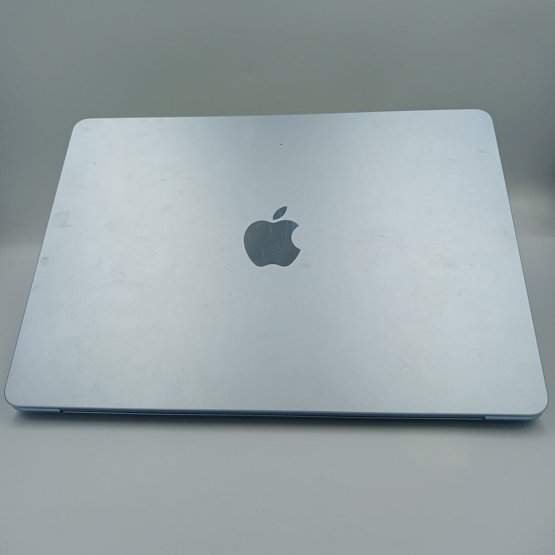 LAPTOP APPLE MACBOOK AIR 13" A3240 (2025) 512 GB SSD 16 GB RAM (SEMINUEVO)