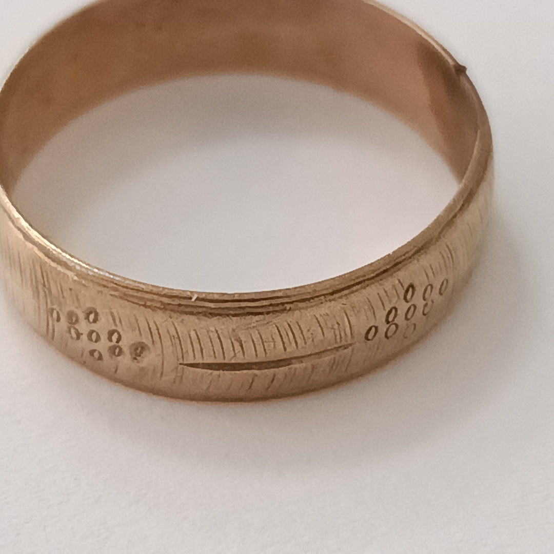 ARGOLLA ORO 10 K 1.7 GRMS (SEMINUEVO)