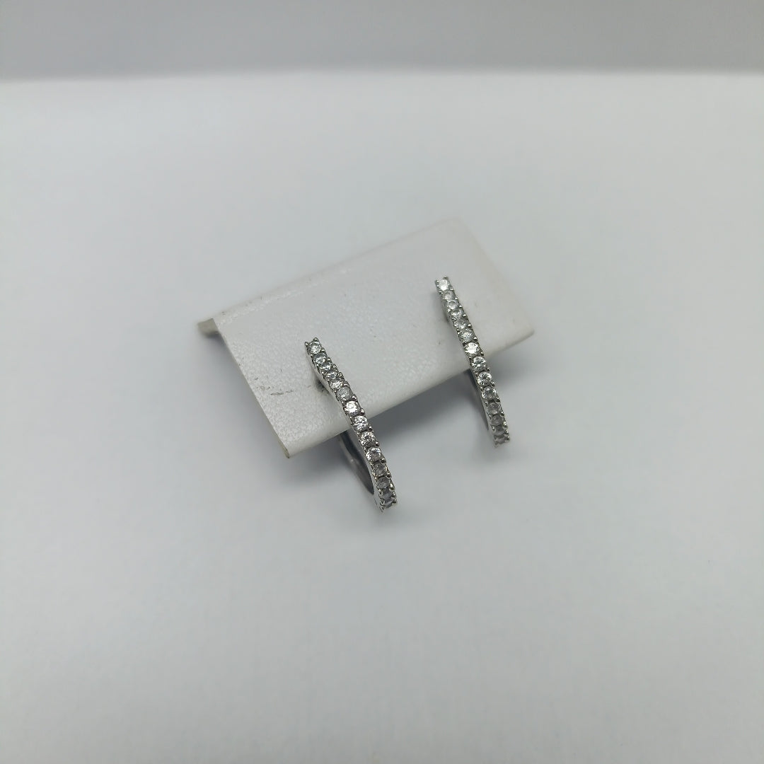 ARRACADAS PAR ORO, ORO BLANCO 14 K 2.5 GRMS (SEMINUEVO)