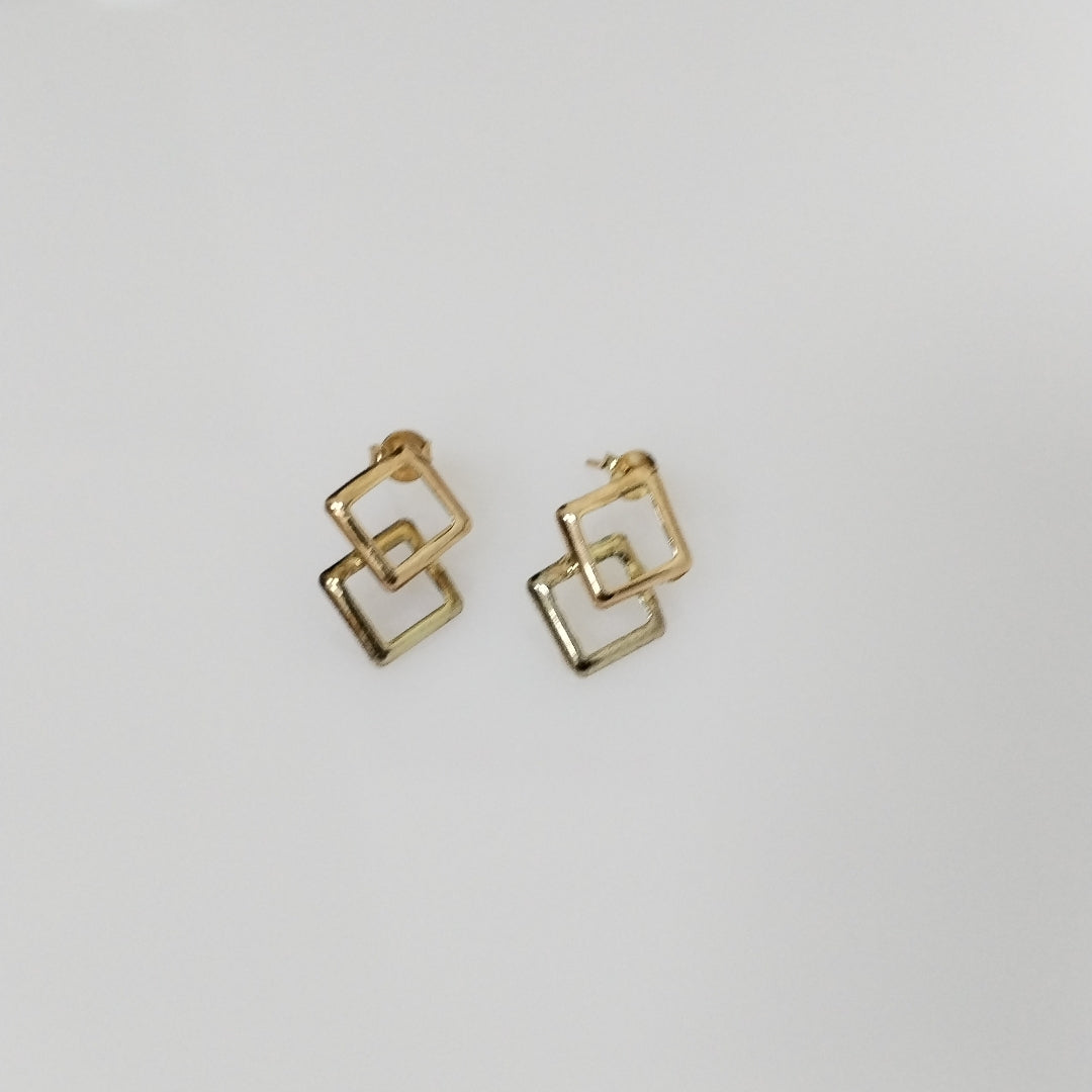 BROQUELES PAR ORO 8 K 0.7 GRMS (SEMINUEVO)