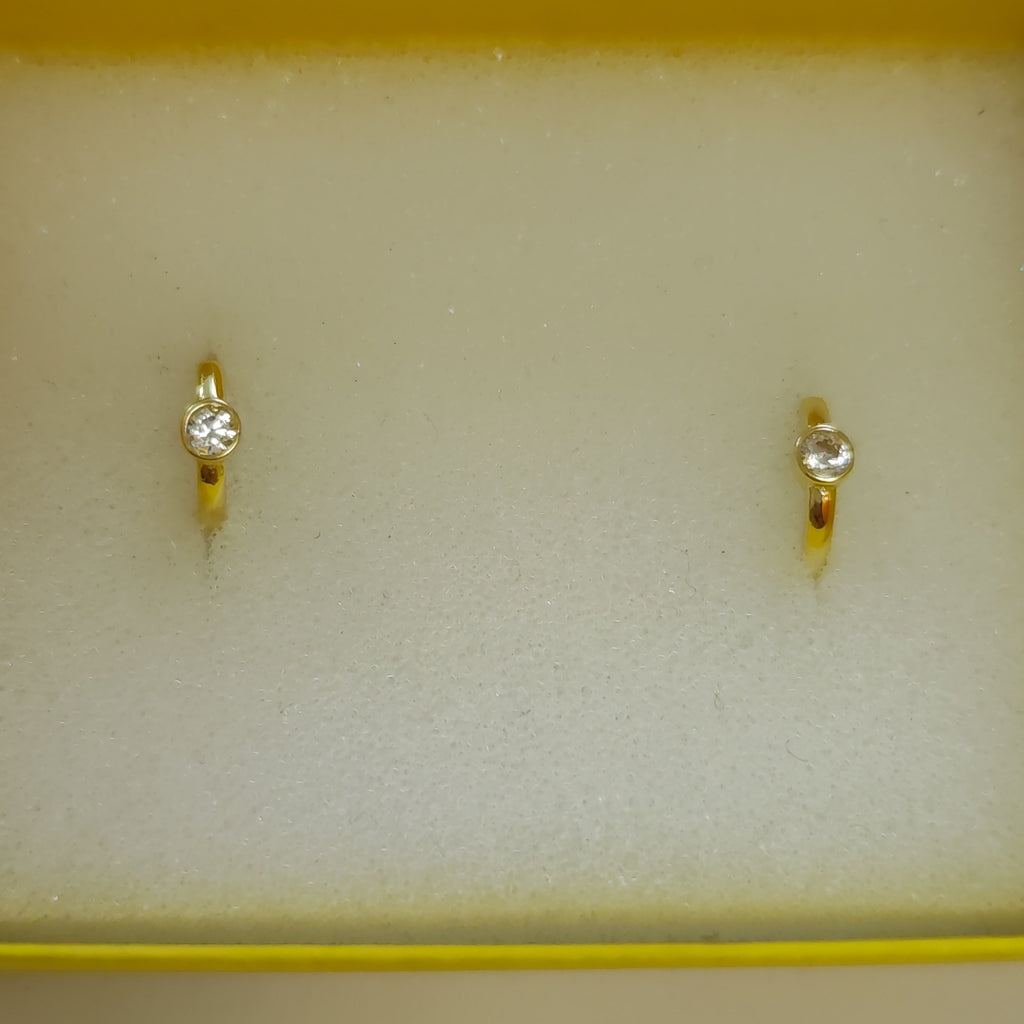 HUGGIES ORO 14K 1.5 (NUEVO)