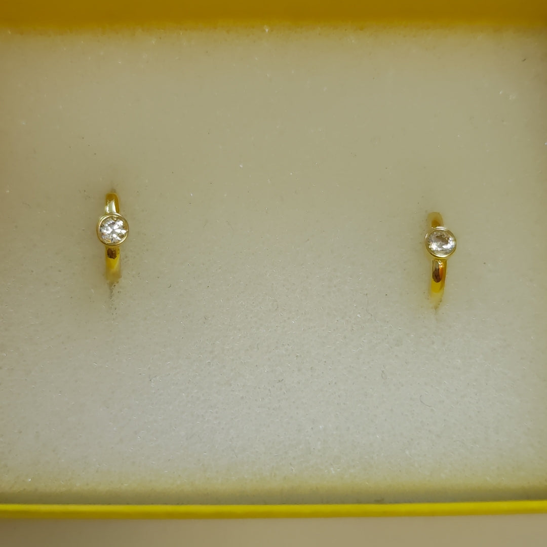 HUGGIES ORO 14K 1.5 (NUEVO)