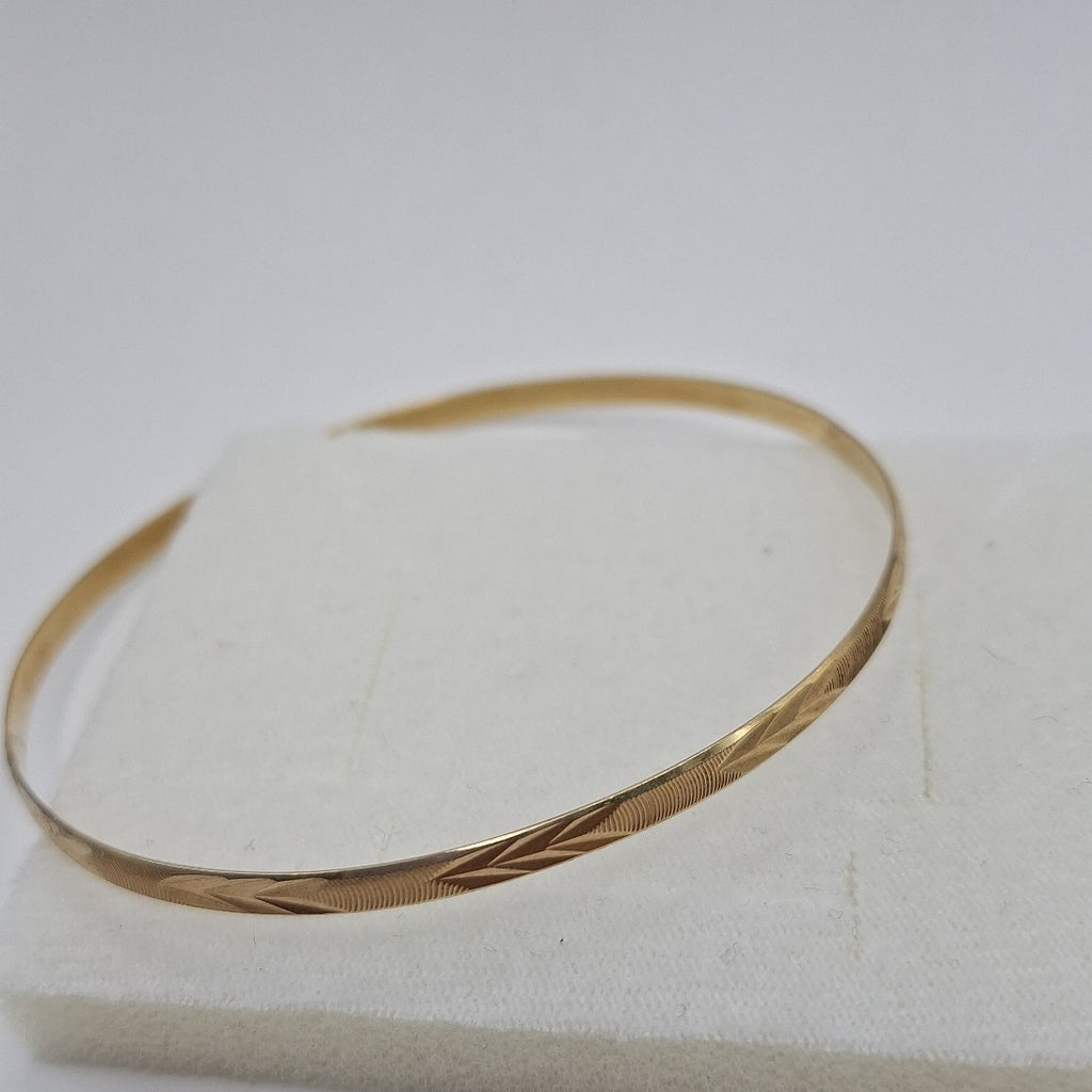 PULSERA RIGIDA ORO 14 K 5.6 GRMS (SEMINUEVO)