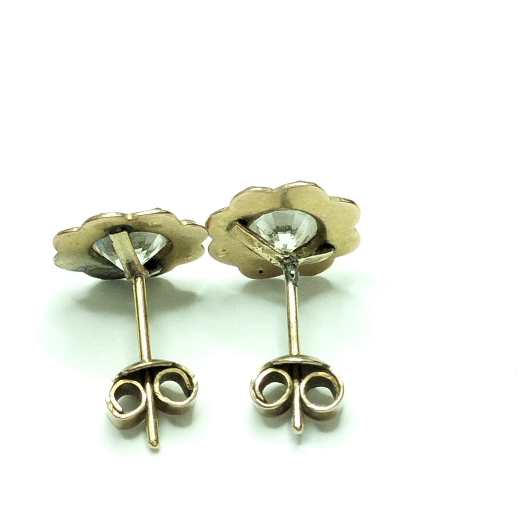 ARETES PAR ORO 8 K 1.6 GRMS (SEMINUEVO)