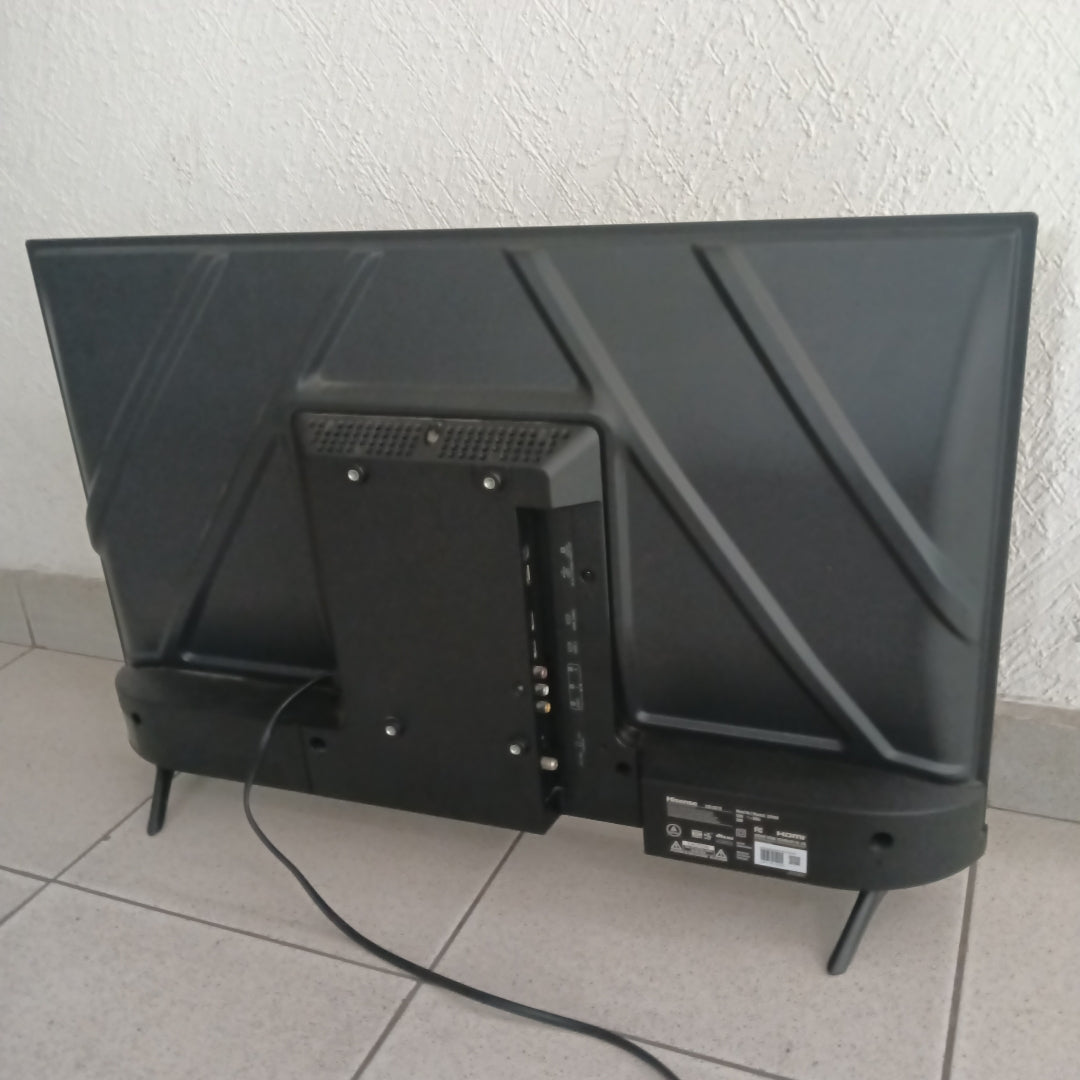 PANTALLA HISENSE 32A4KV (2024) 32" LED HD (SEMINUEVO)