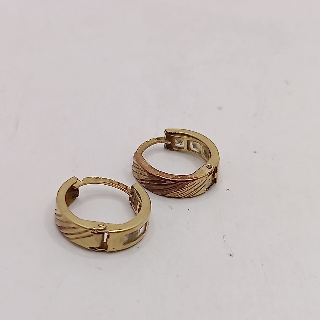 ARRACADAS PAR ORO 10 K 1.3 GRMS (SEMINUEVO)