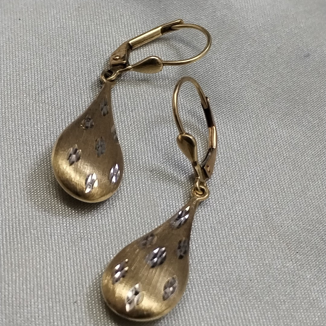 ARETES PAR ORO 10 K 2.6 GRMS (SEMINUEVO)