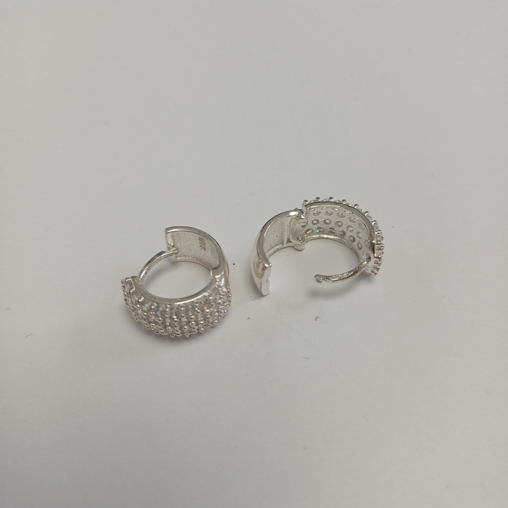 HUGGIES C/CIRCONIAS PLATA .925 5.4 GR (NUEVO)