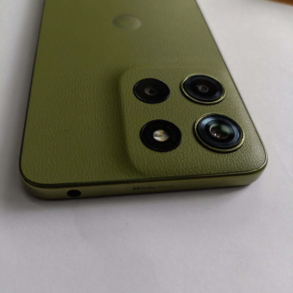 CELULAR MOTOROLA MOTO G15 XT2521-2 (2025) 256 GB 4 GB RAM (SEMINUEVO)