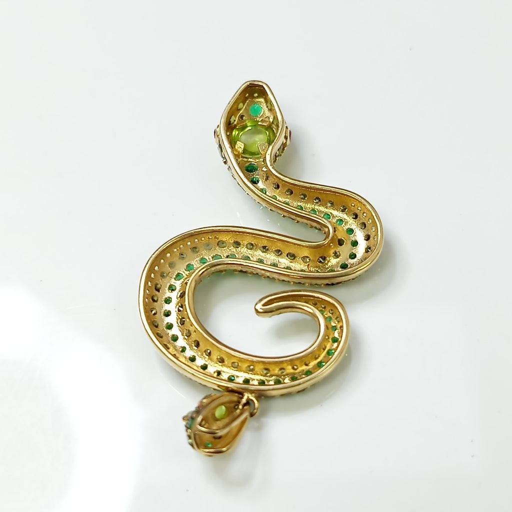 DIJE ORO 14 K 12.3 GRMS (SEMINUEVO)