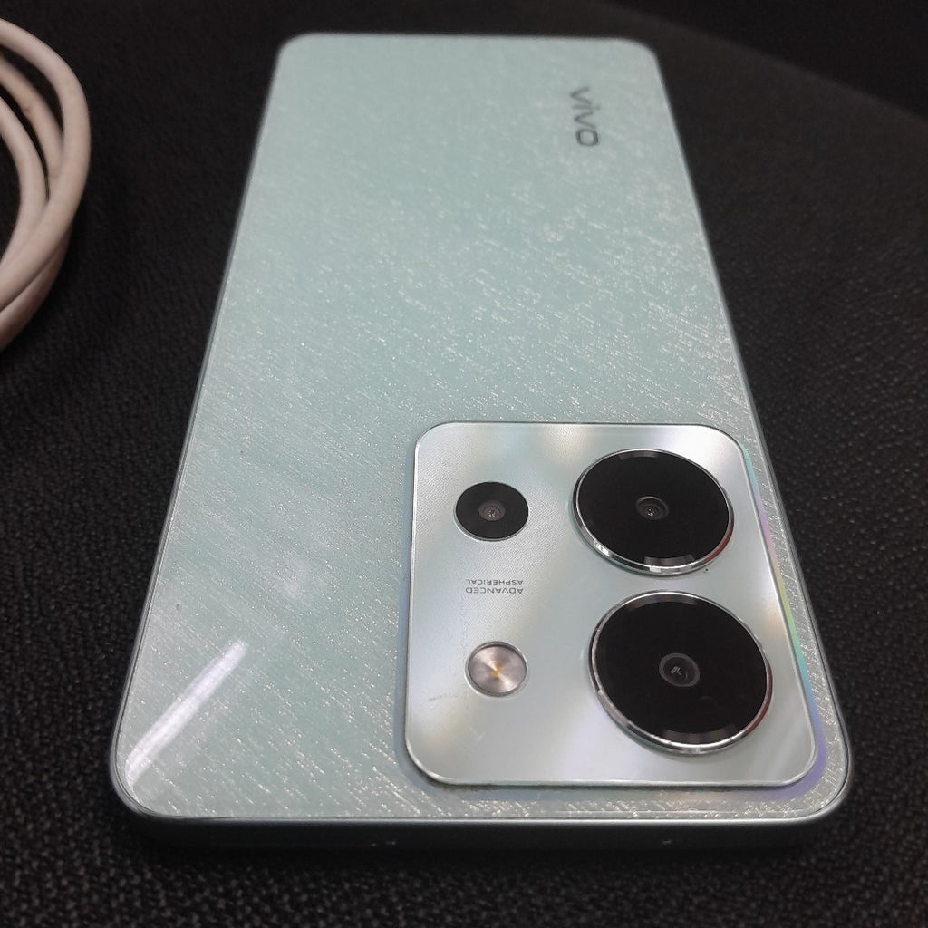 CELULAR VIVO Y36 V2247 128 GB 8 GB RAM (SEMINUEVO)