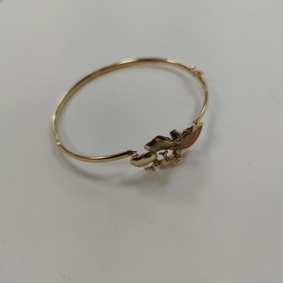PULSERA RIGIDA ORO 14 K 9.4 GRMS (SEMINUEVO)