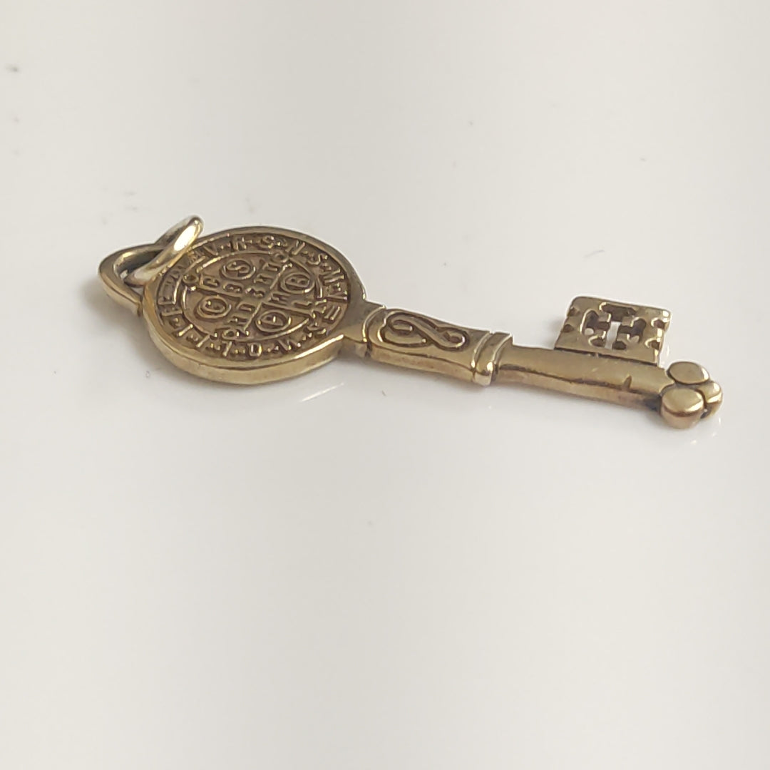 DIJE ORO 14 K 2.4 GRMS (SEMINUEVO)