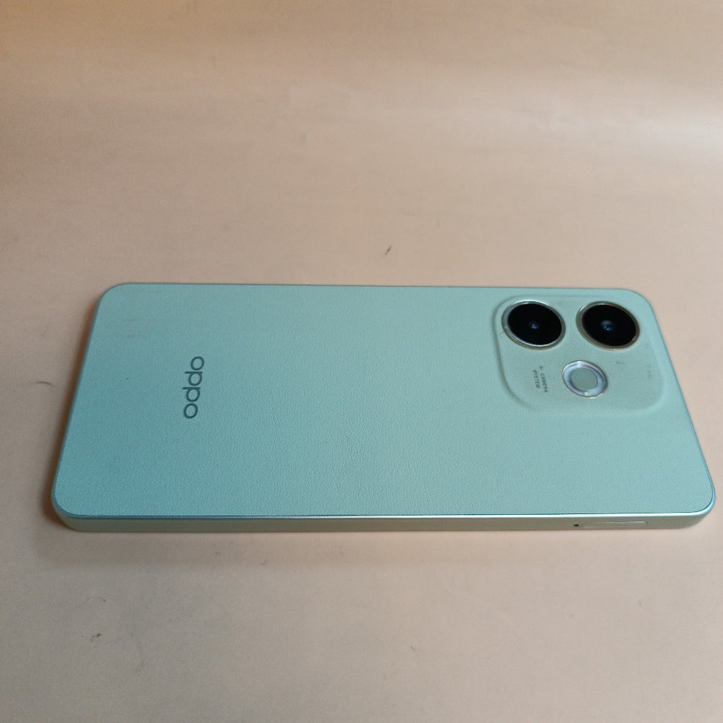 CELULAR OPPO A5 PRO CPH2711 (2025) 256 GB 8 GB RAM (SEMINUEVO)
