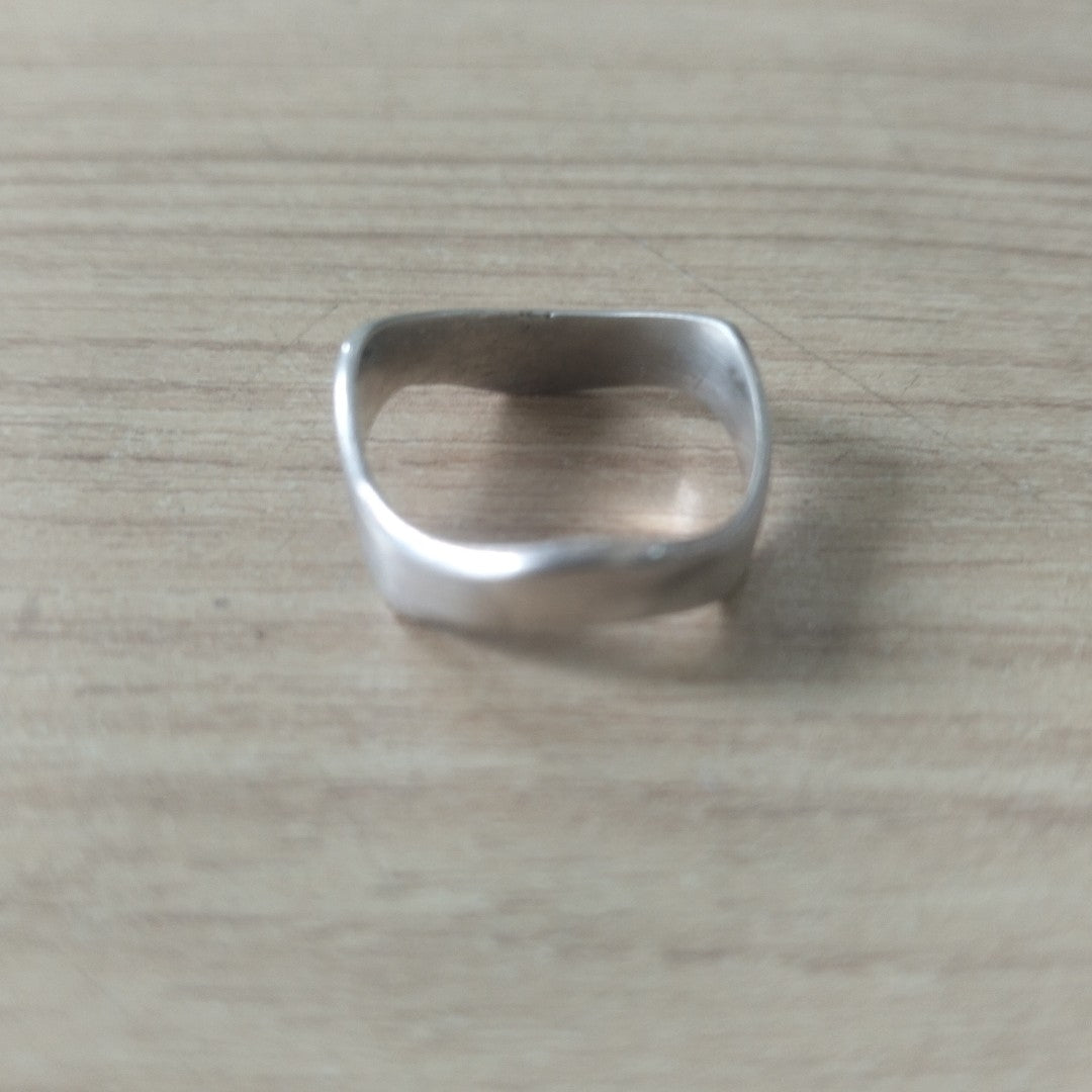 ANILLITO PLATA 2,60 GRMS (SEMINUEVO)