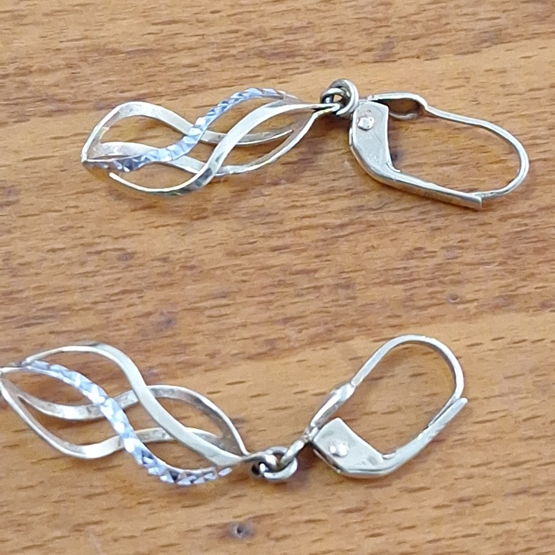 ARETES PAR ORO 14 K 1.7 GRMS (SEMINUEVO)
