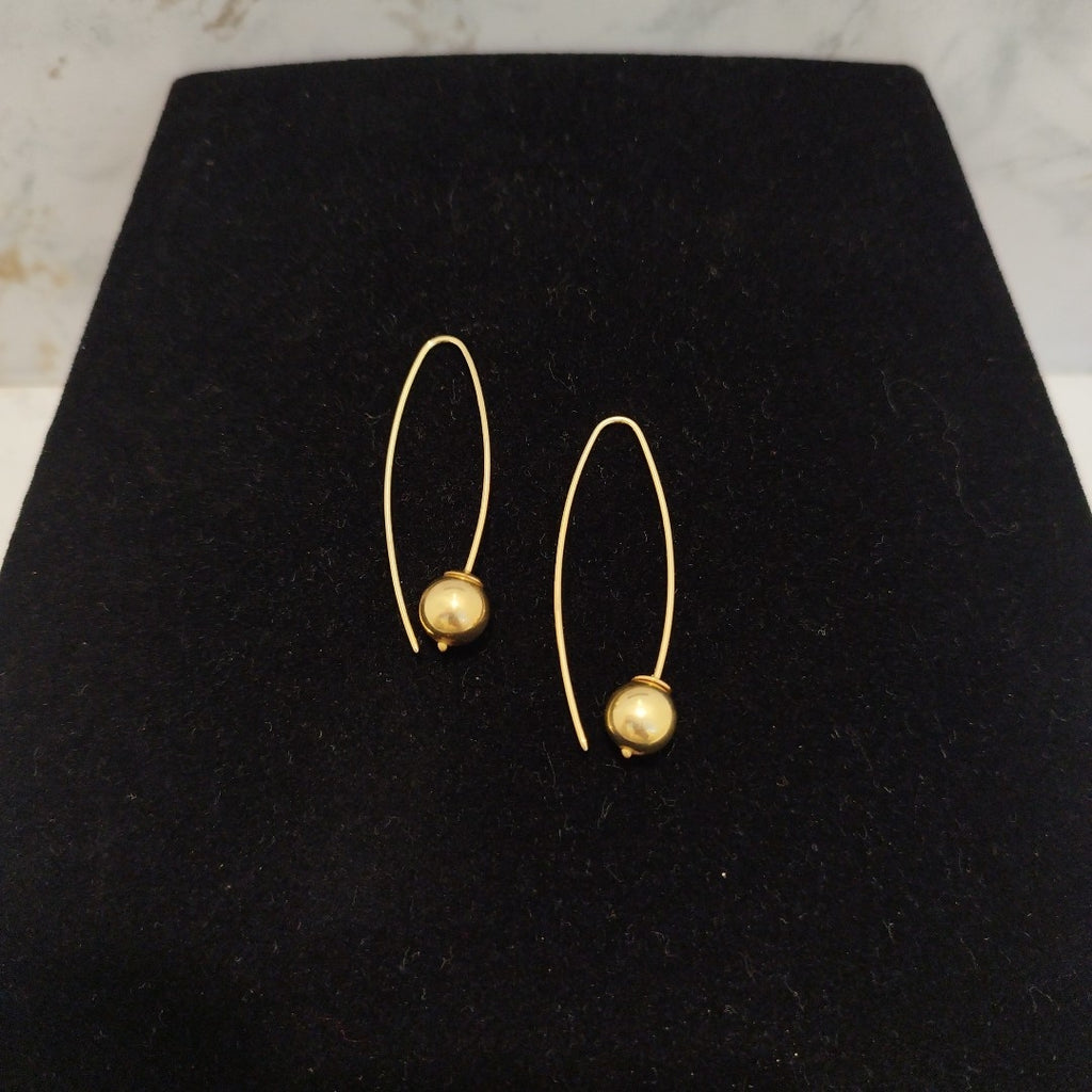 ARETES PAR ORO 18 K 5 GRMS (SEMINUEVO)