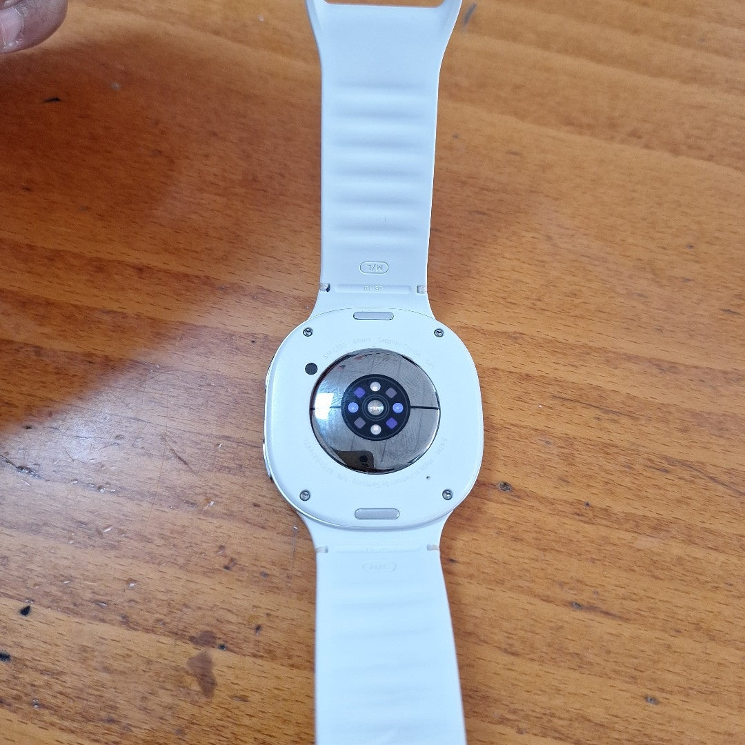 SMARTWATCH SAMSUNG GALAXY WATCH 8 SM-L330 44 MM GPS (SEMINUEVO)