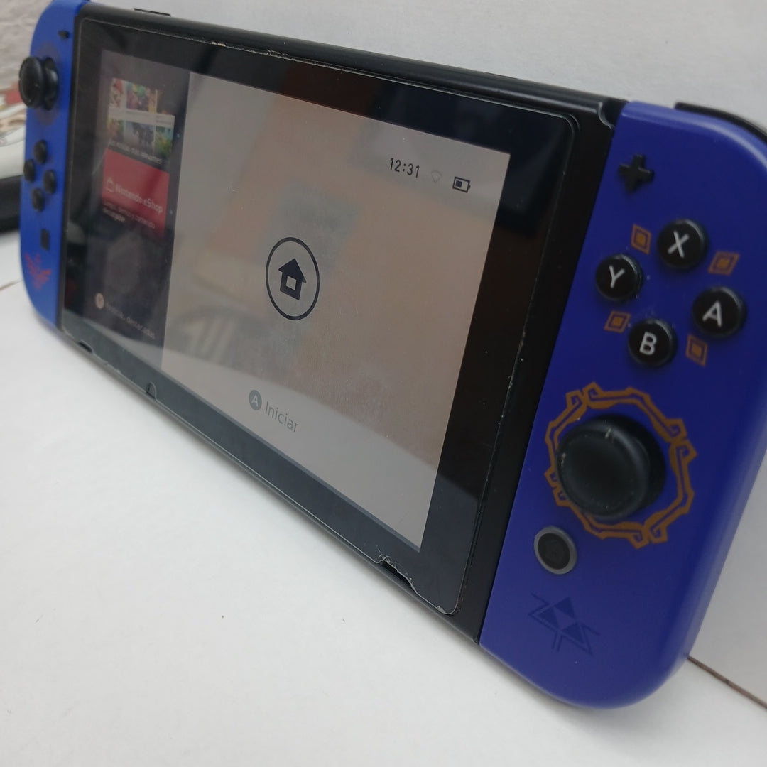 CONSOLA DE VIDEOJUEGO NINTENDO SWITCH 32 GB (SEMINUEVO)