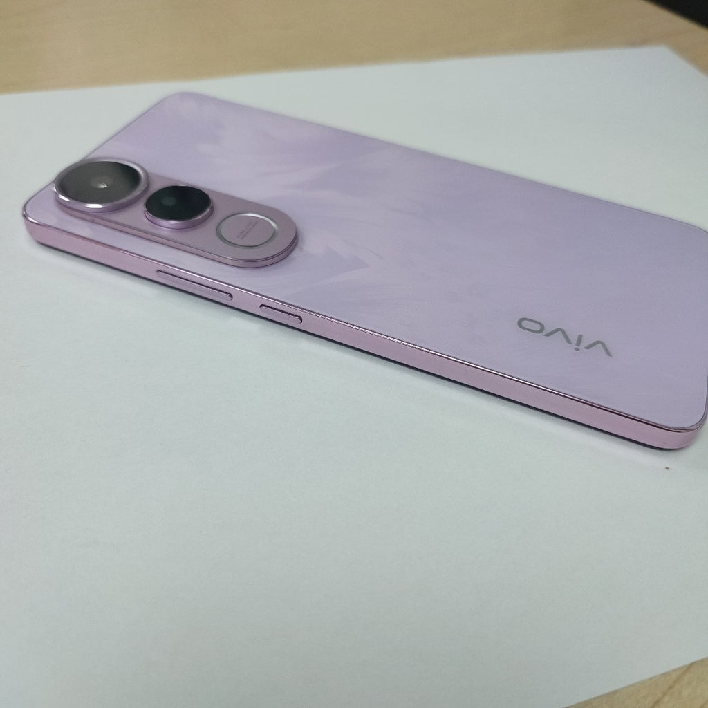 CELULAR VIVO V50 LITE V2441 (2025) 256 GB 8 GB RAM (SEMINUEVO)