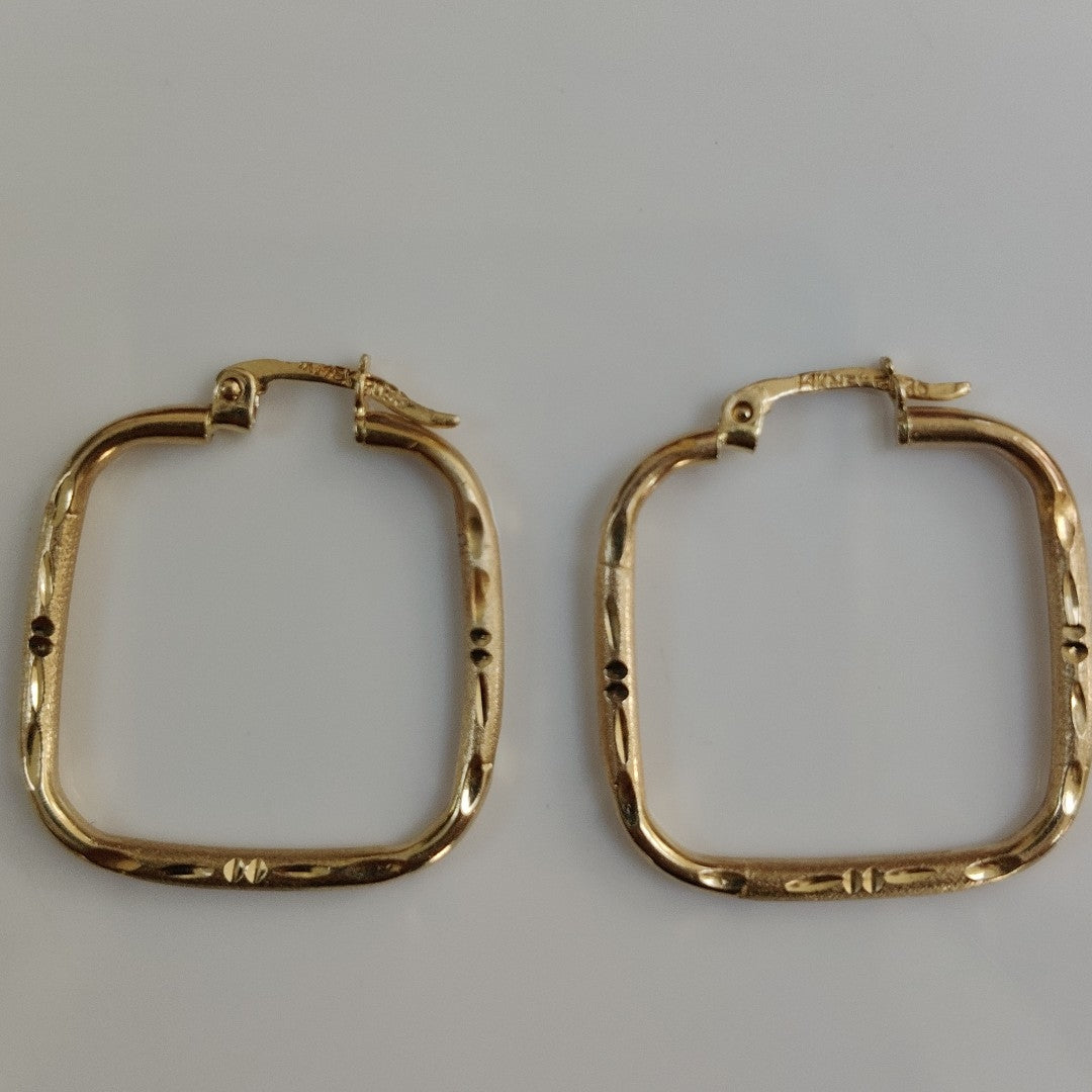 ARRACADAS PAR ORO 14 K 2.5 GRMS (SEMINUEVO)